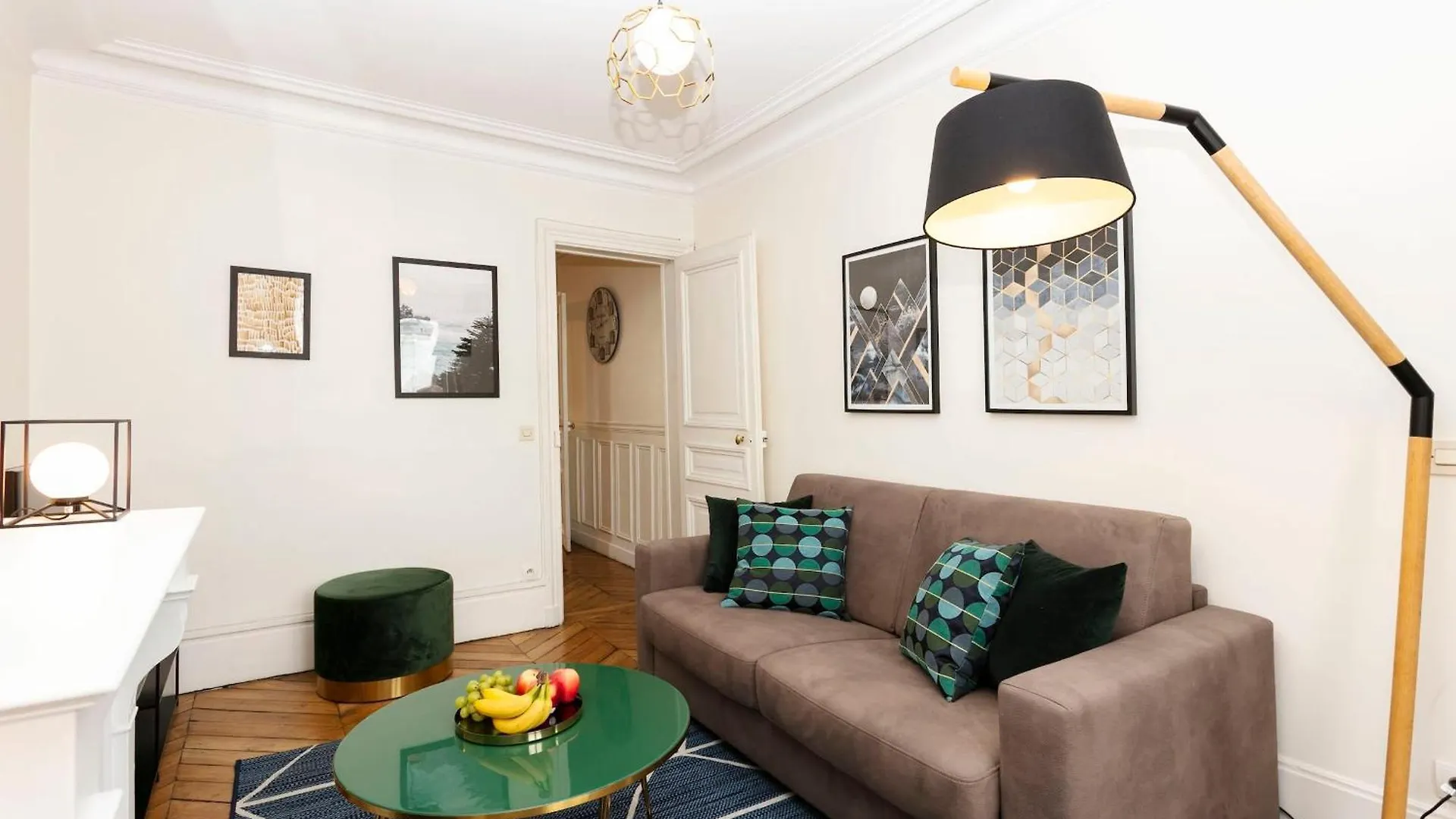 Apartment Notre-Dame - 1Br With Balcony - Cityapartmentstay Paris
